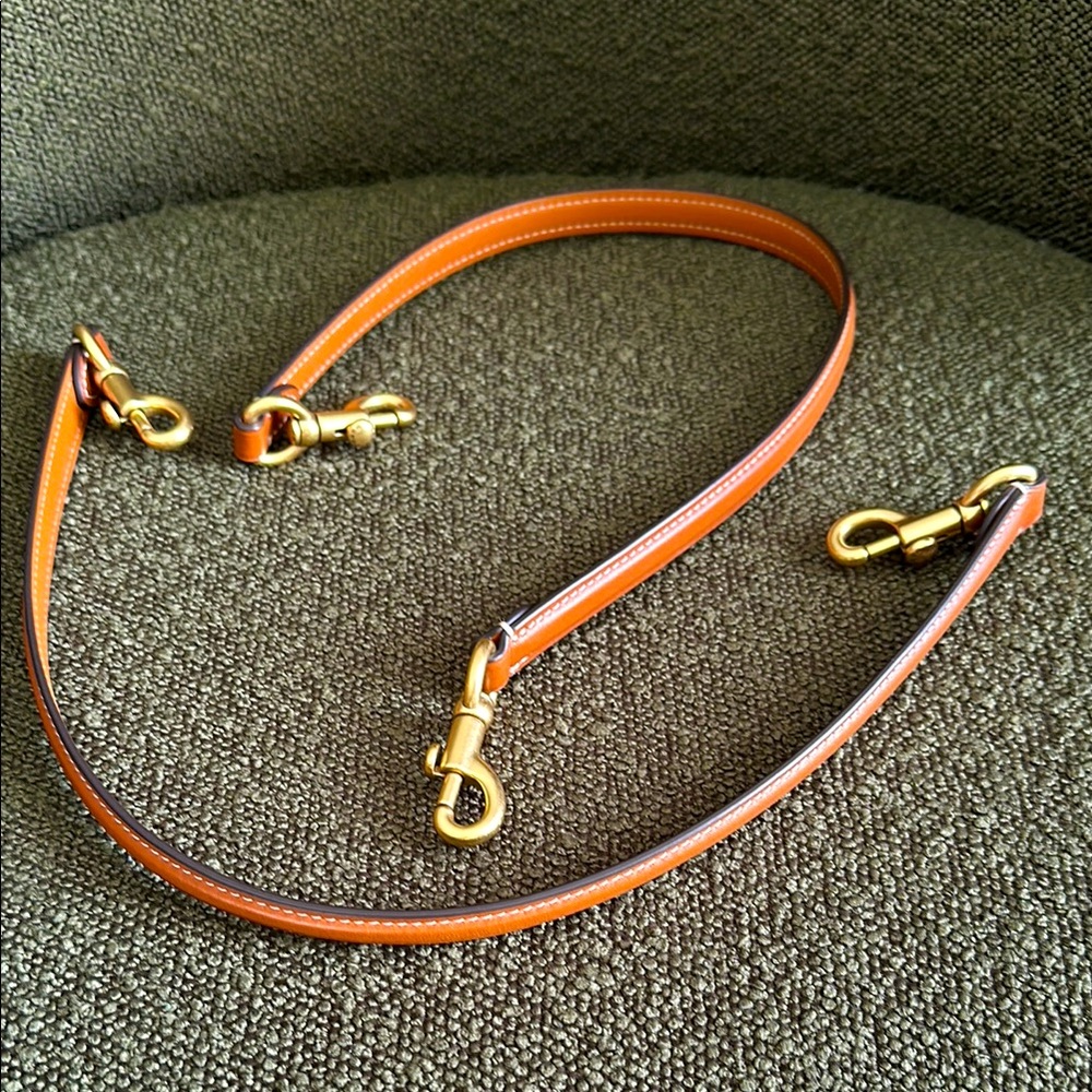 2 Coach purse straps *NWOT
23.5 length